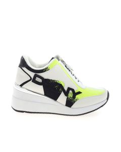 Parlan sneakers in white, yellow and black