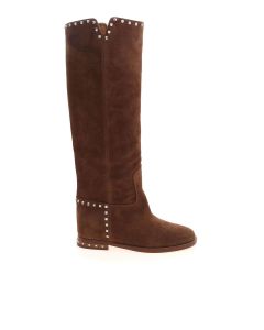 Studs suede boots in brown
