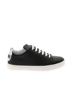 Teddy patch sneakers