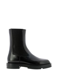 Givenchy 4G Emblem Chelsea Boots