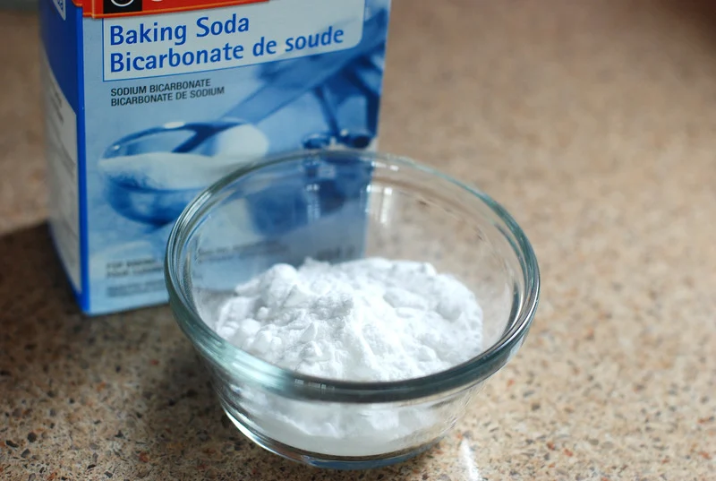 baking soda in a small bowl