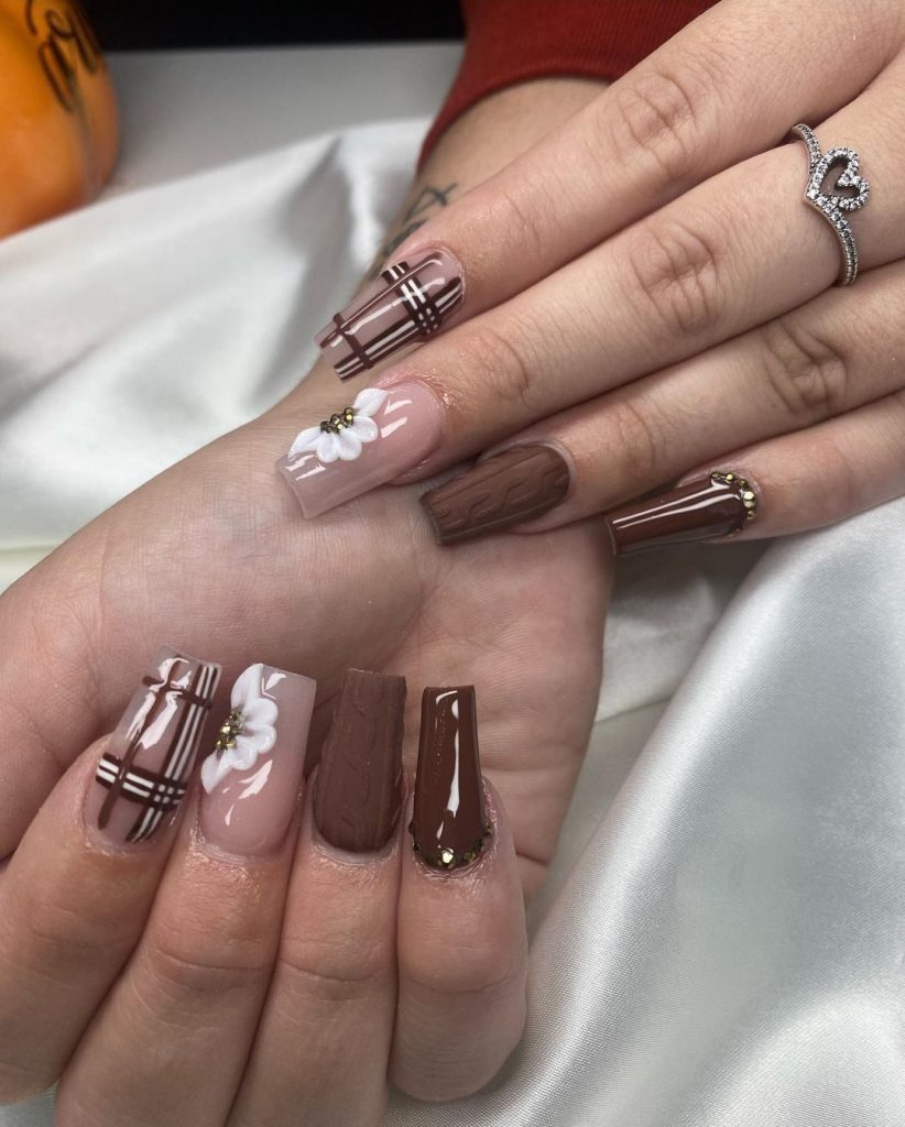 Short Brown Coffin Nails