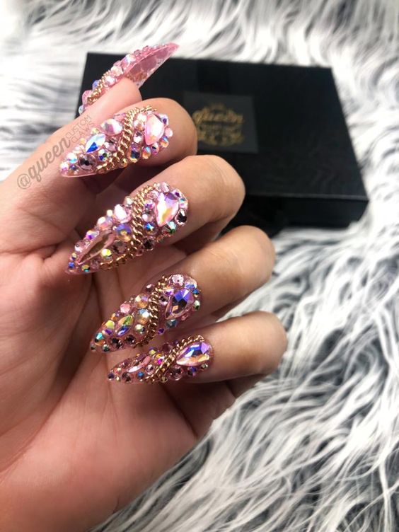 Luxe Crystal nails look extra glamorous. 