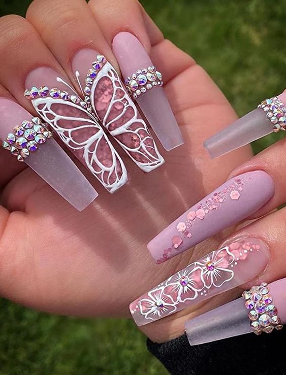 How to find the best nail artist - Quora