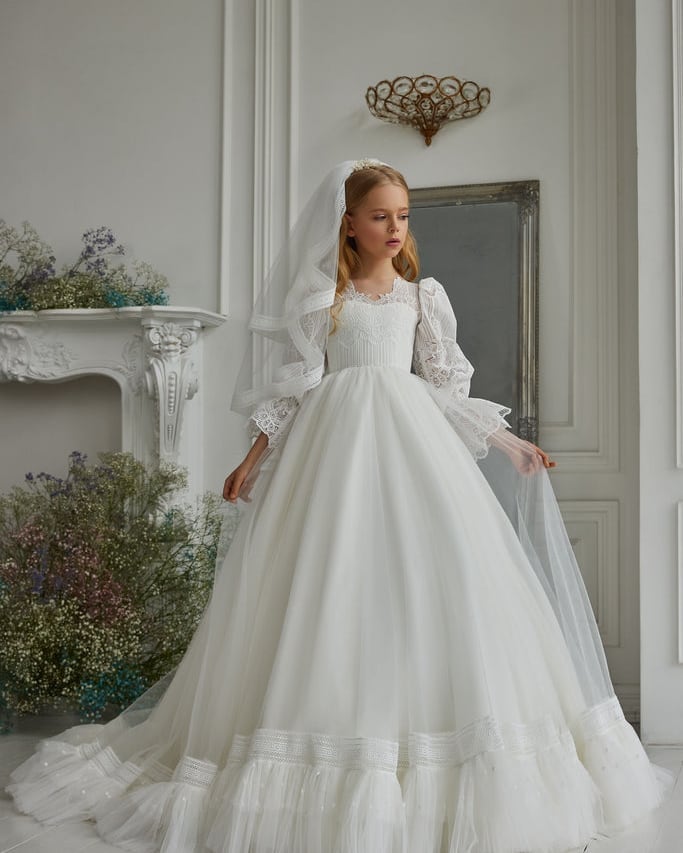 Ball gown and veil enchantment combined.