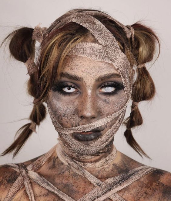 The Mummy-Inspired Look
