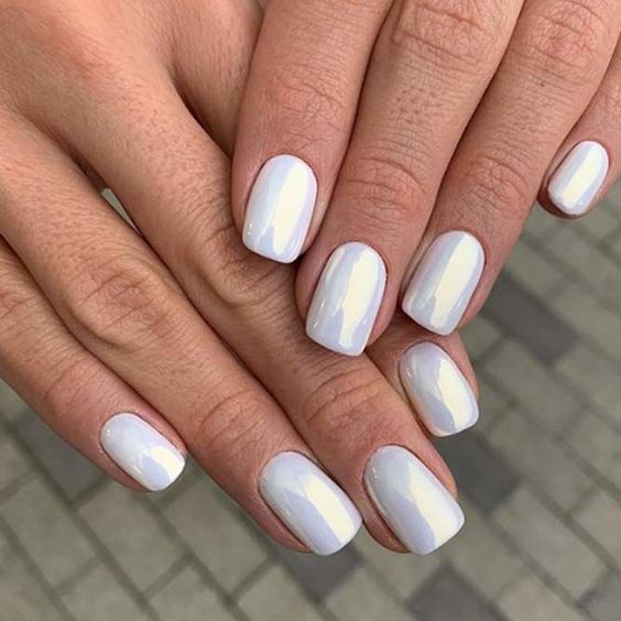 Chic chrome allure with a pearly finish