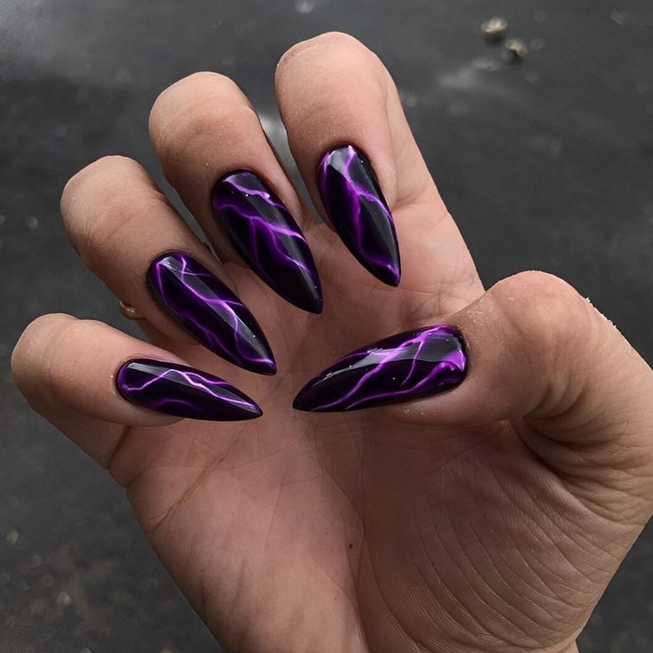 Thunder ballerina nails in shades of purple.