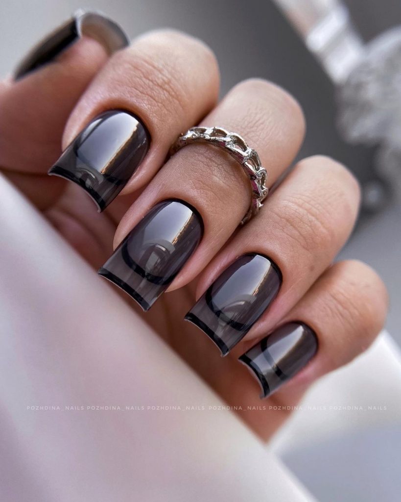 French outline black glass square nails.