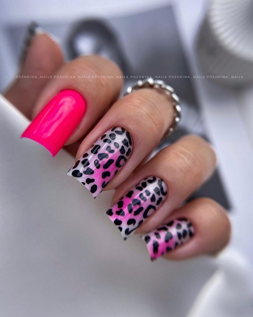 Pink and white leopard print square nails.