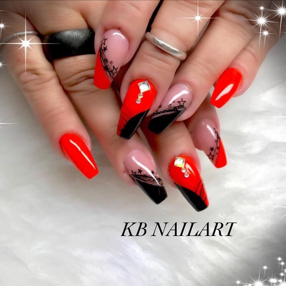 Nails with Strokes & Stars
