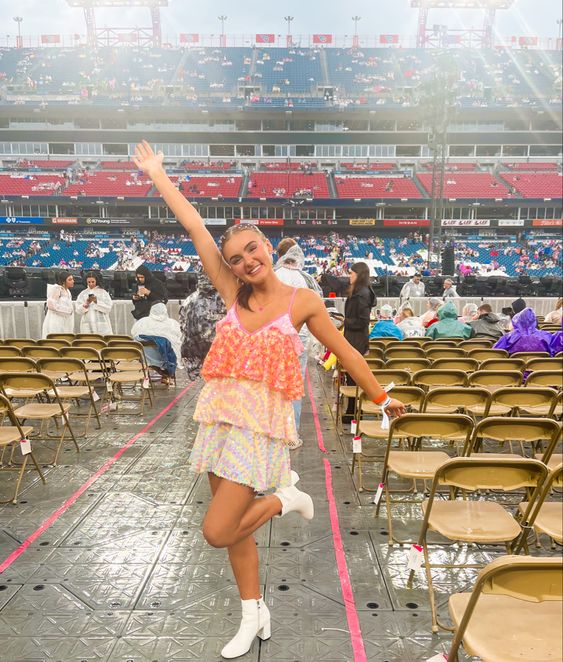 Tiered sequin outfit perfect for Taylor Swift country concert